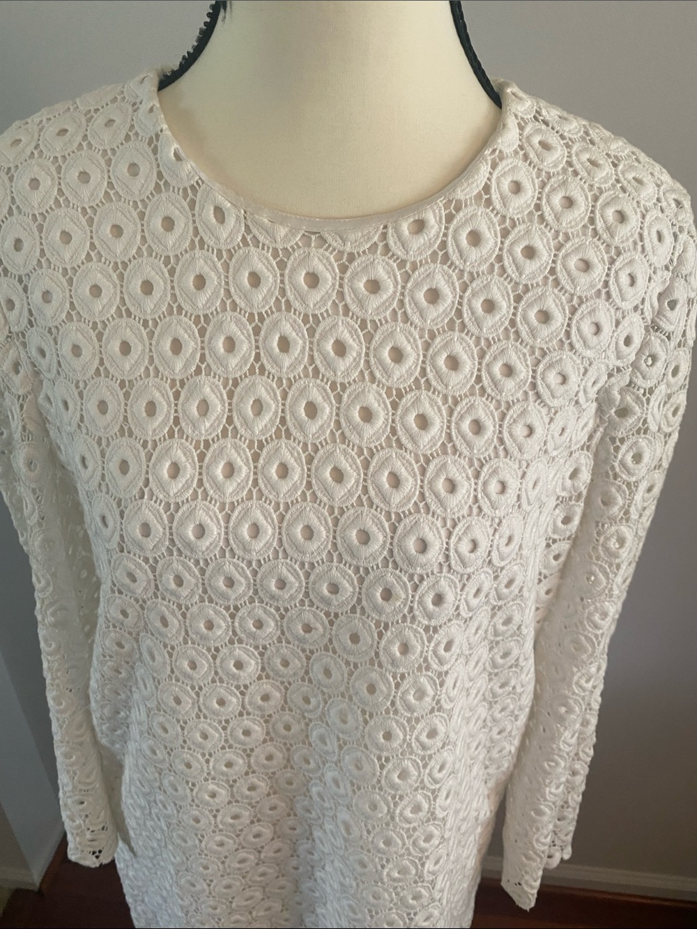 Kate Spade New York size 8 white eyelet dress - Picture 2 of 8